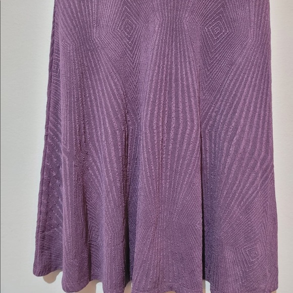 TRIXXI Dress - Picture 4 of 16